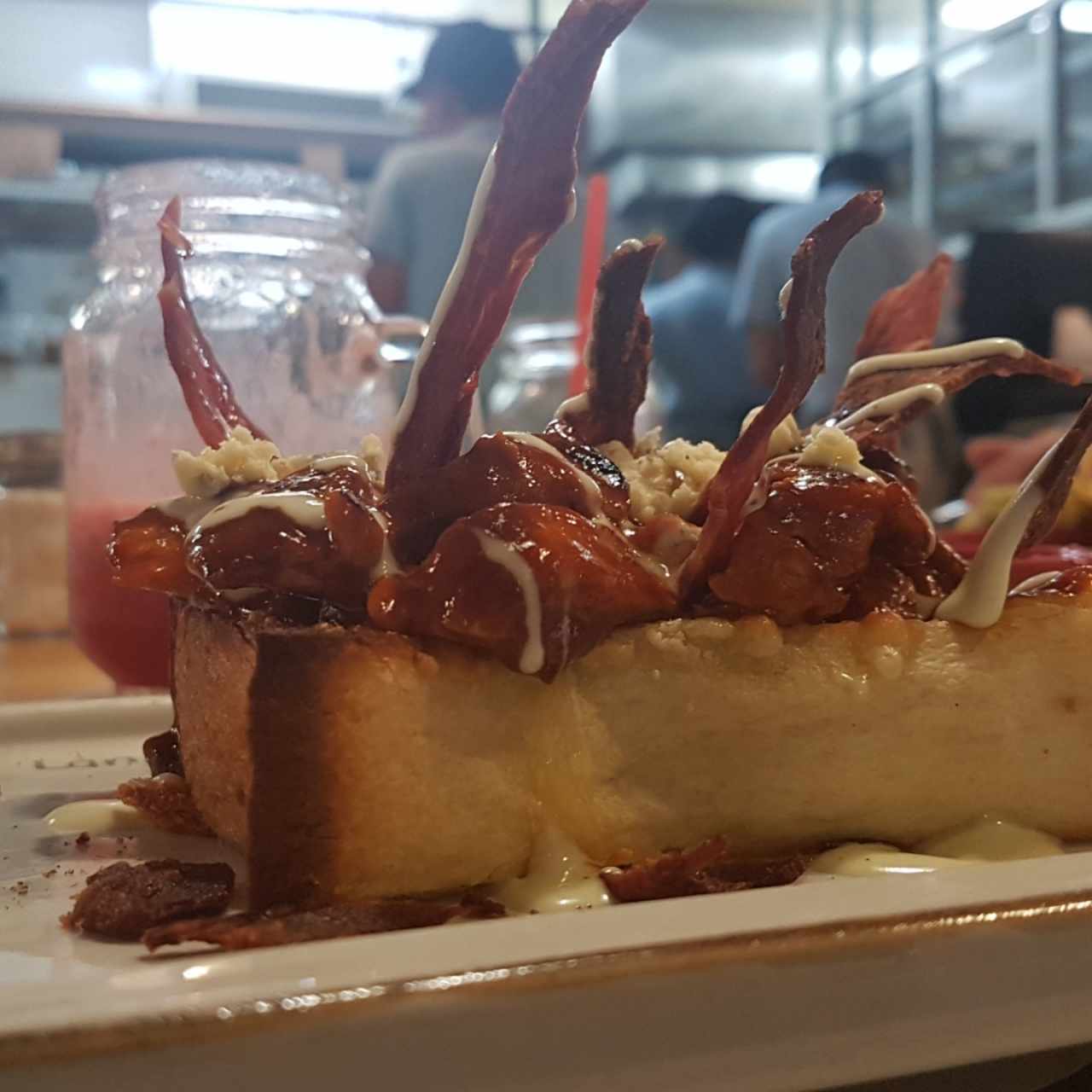Pato Búfalo BBQ