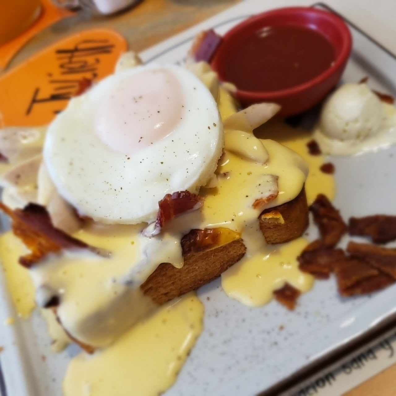 Pato Necio con extra de salchicha