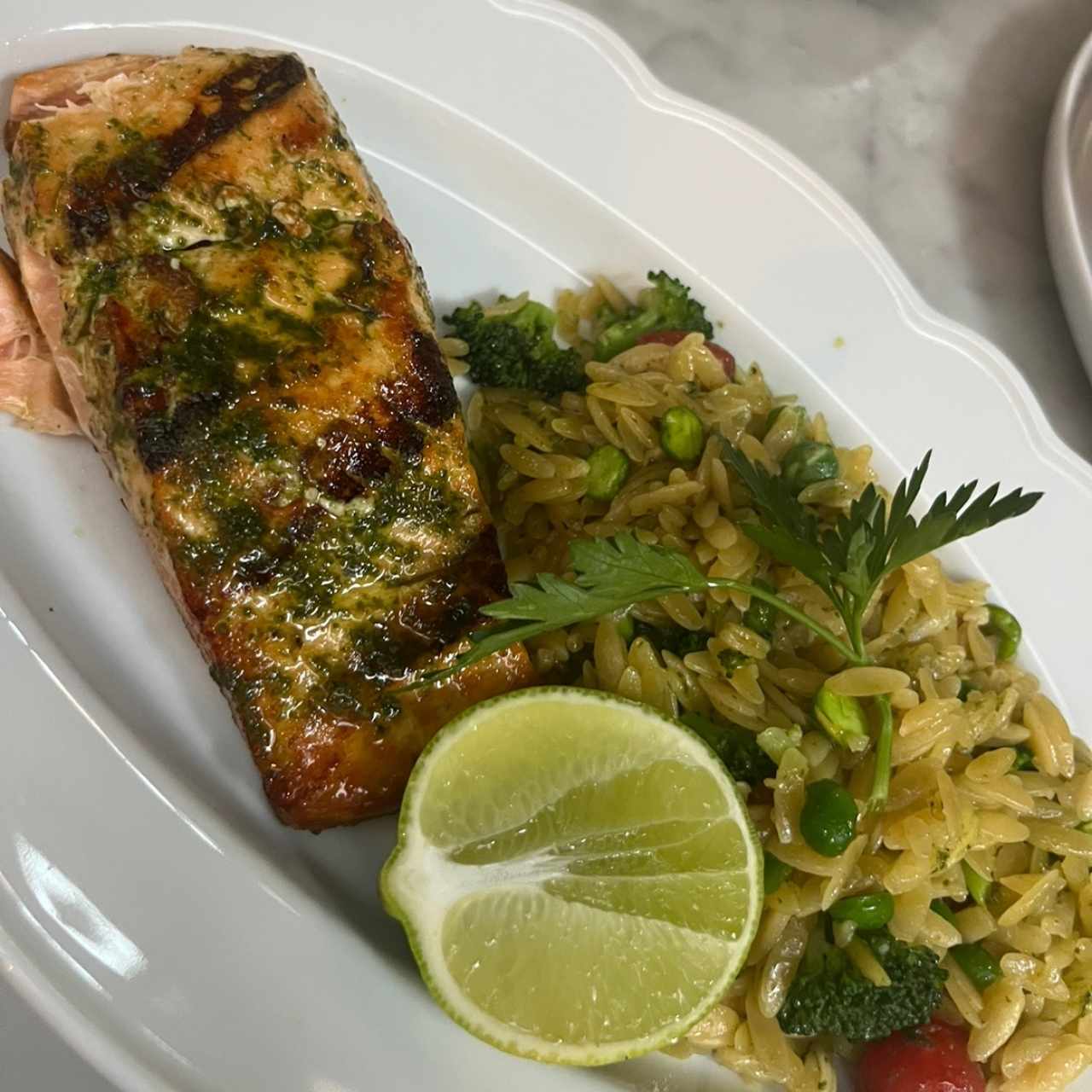 Salmon a la parrilla 