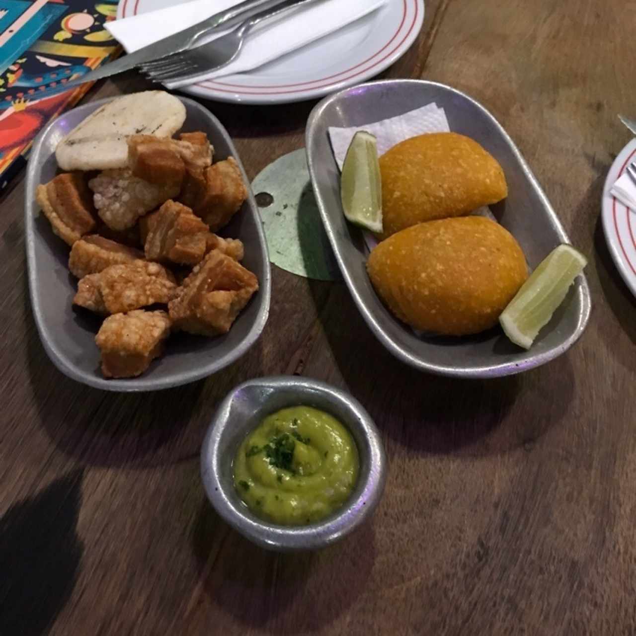 chicharron y empanadas