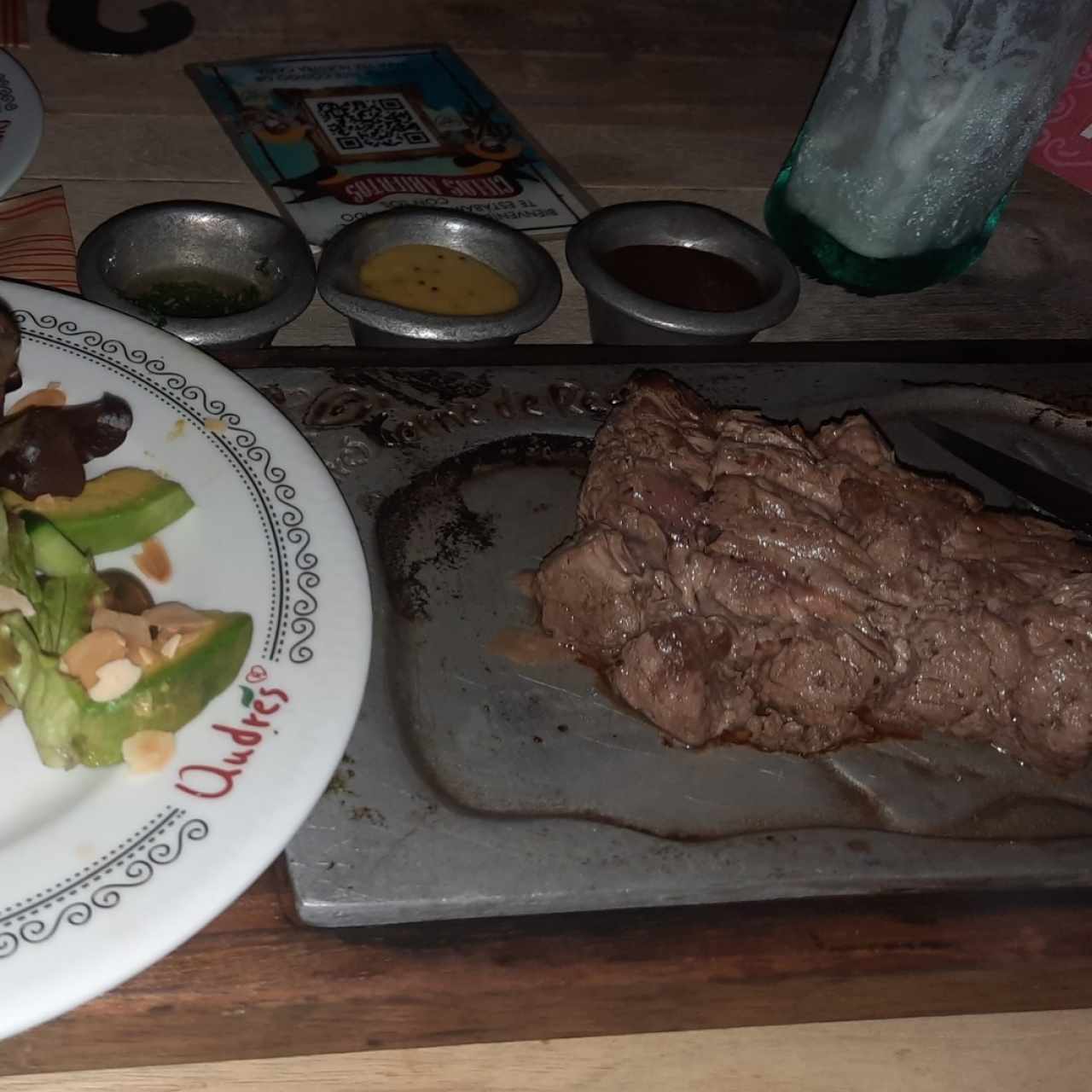 lomito al trapo con ensalada 