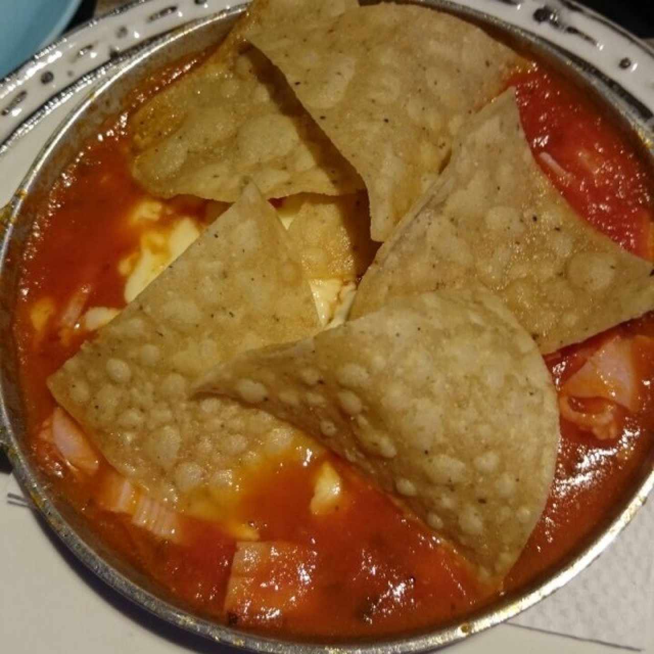 huevos enchilados 