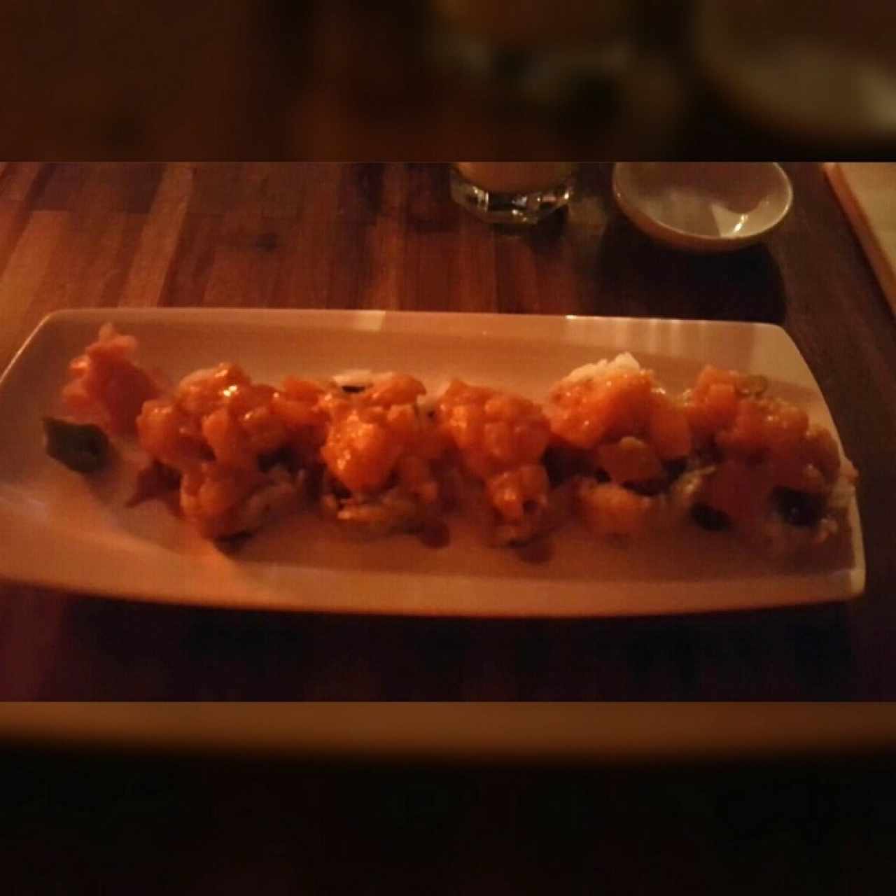 Salmon crunch roll