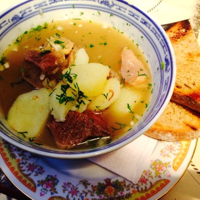 Caldo de costilla