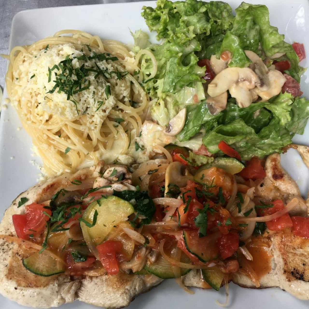 Pollo a la provenzal 