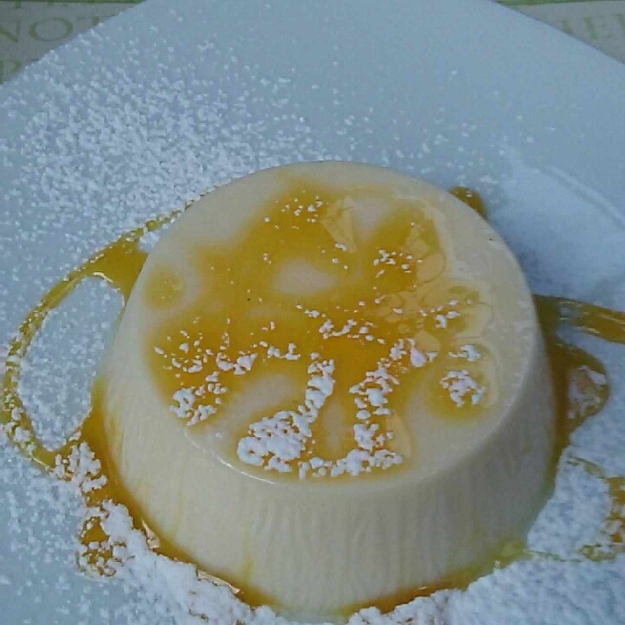 panacota con tope de naranja