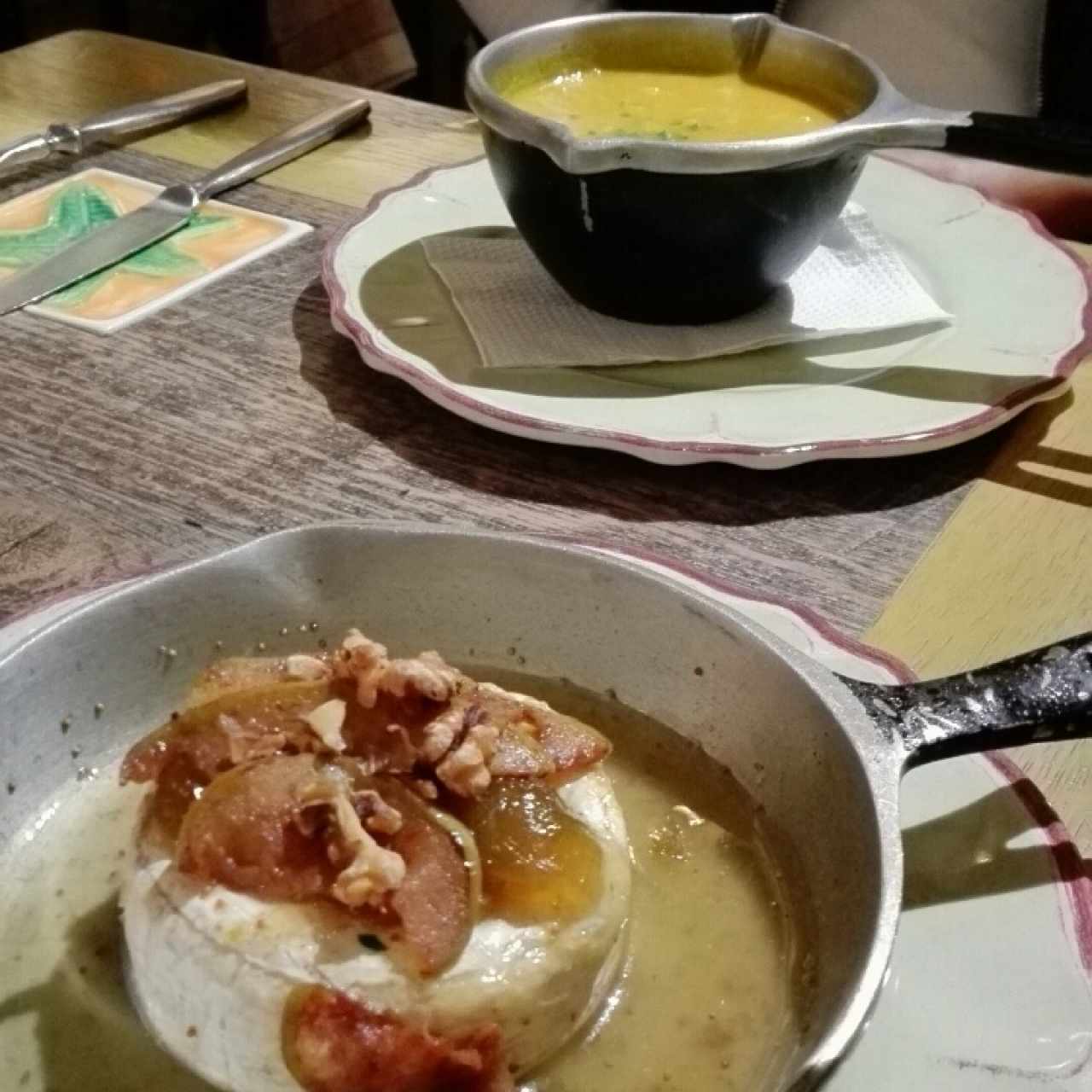 Sopa de ahuyama y brie al horno
