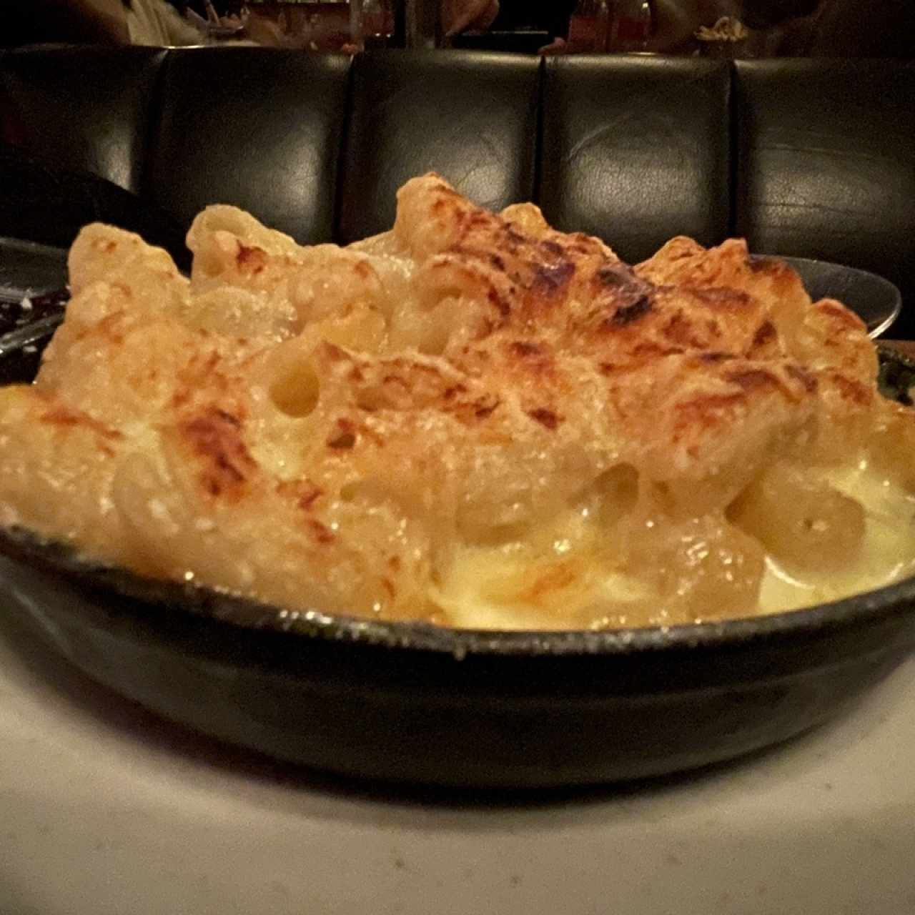 MAC AND CHEESE
