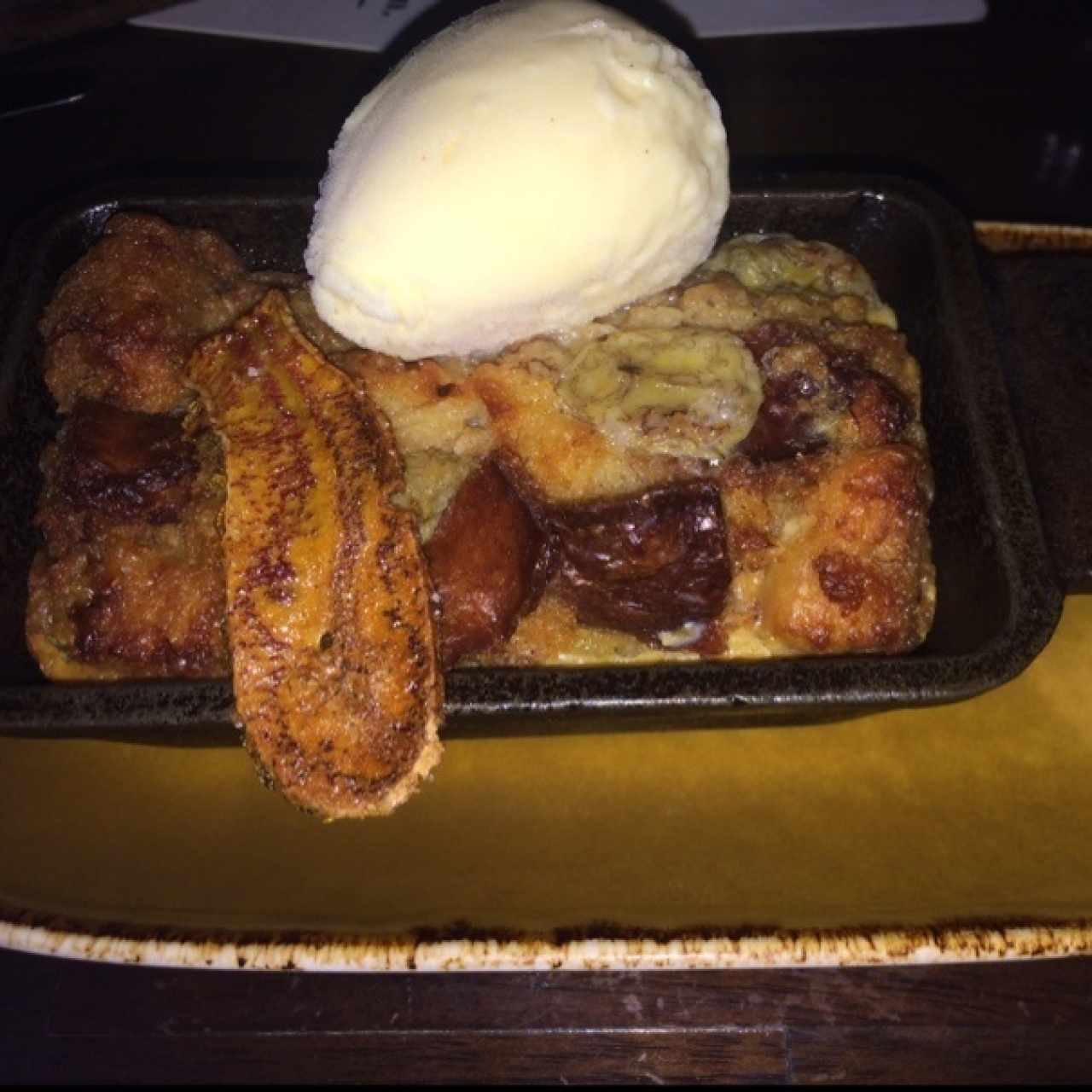 Banana bread pudding