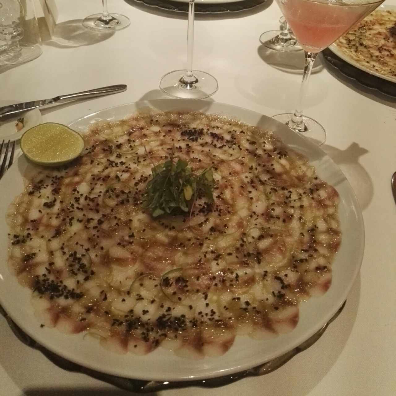 Carpaccio de pez blanco