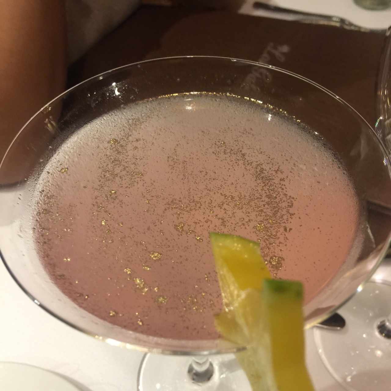 citrus , cardamomo , lluvia de oro 