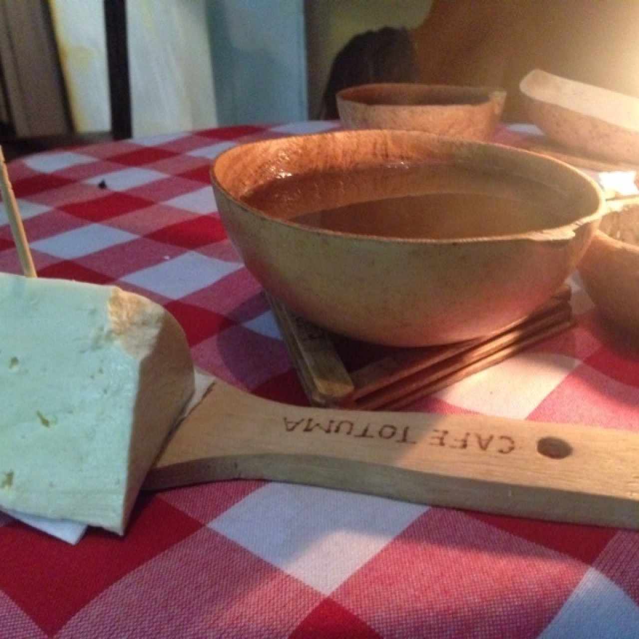 aguapanela con queso