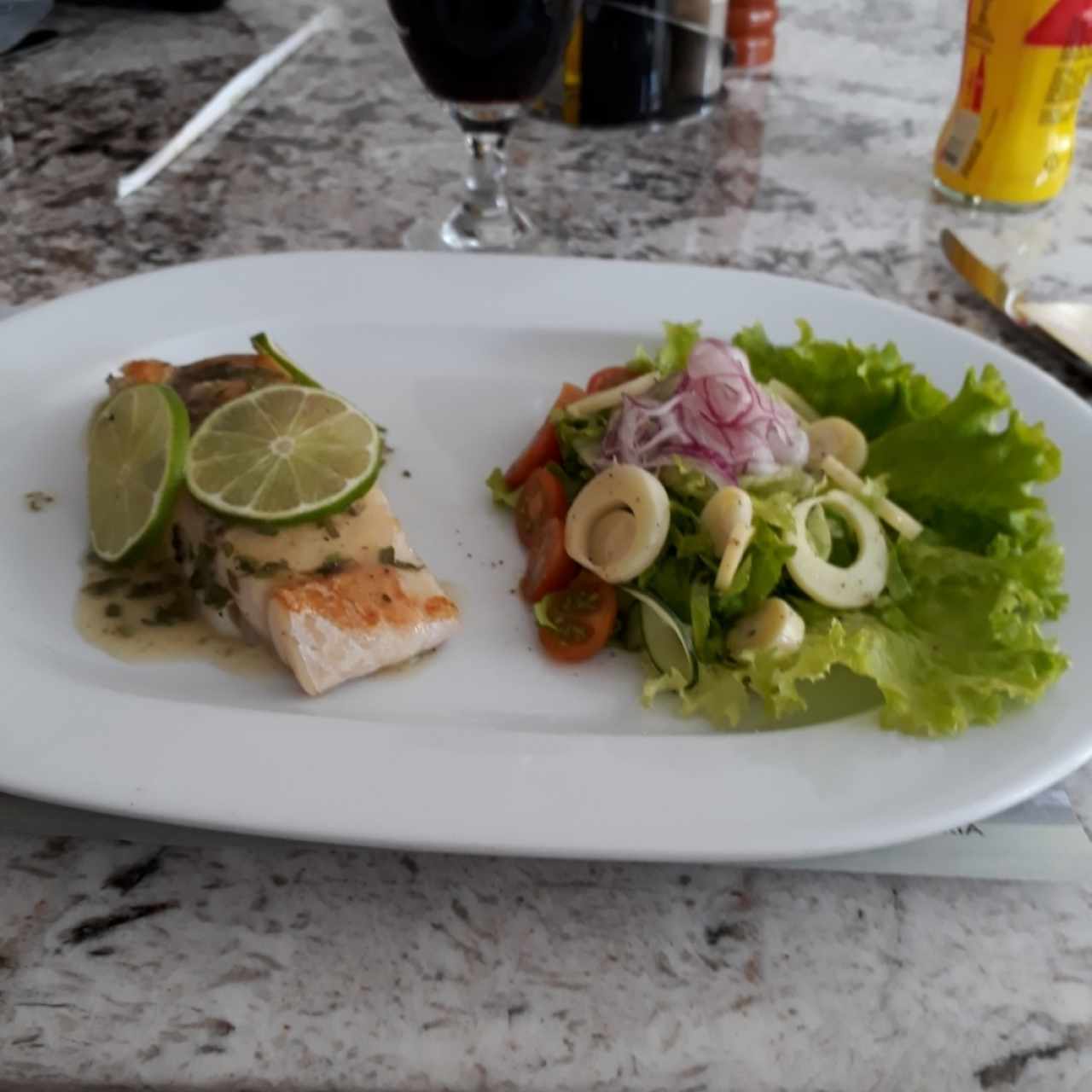 Robalo al limón