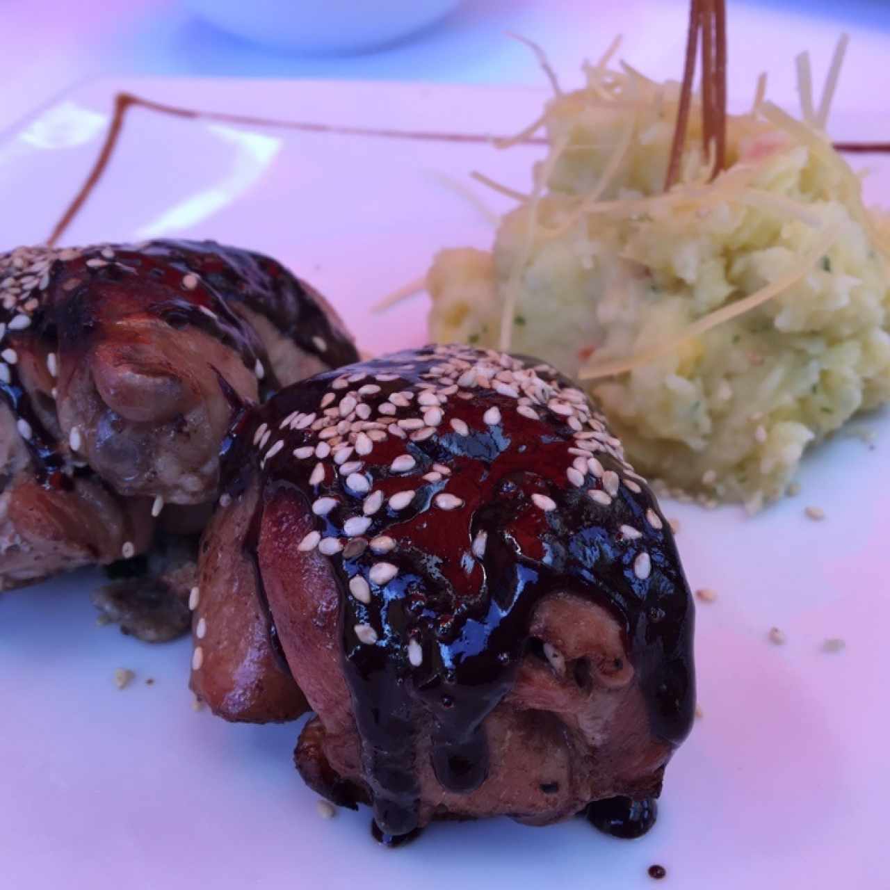 Pollo al chocolate 
