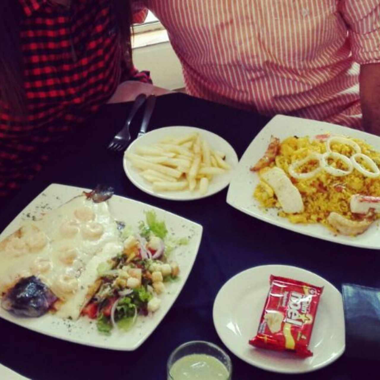 trucha y arroz a la marinera