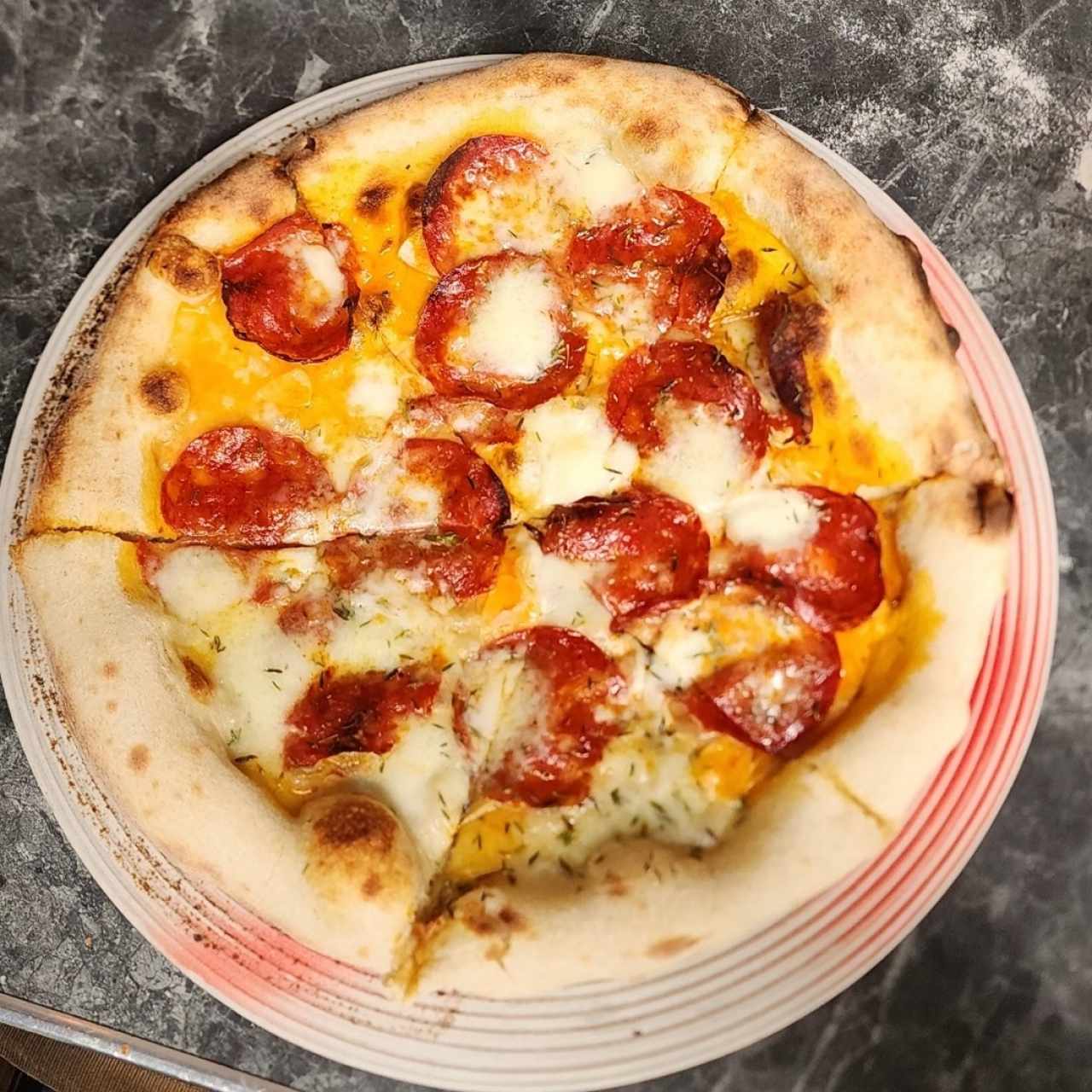 PIZZA BIANCA (Con Chorizo Español)
