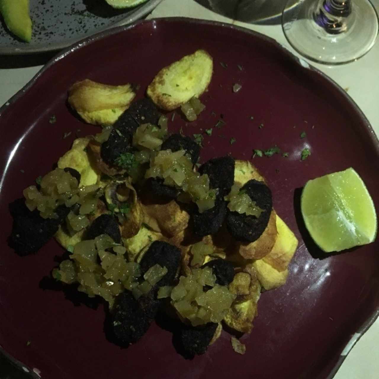 morcilla con chutney de manzana