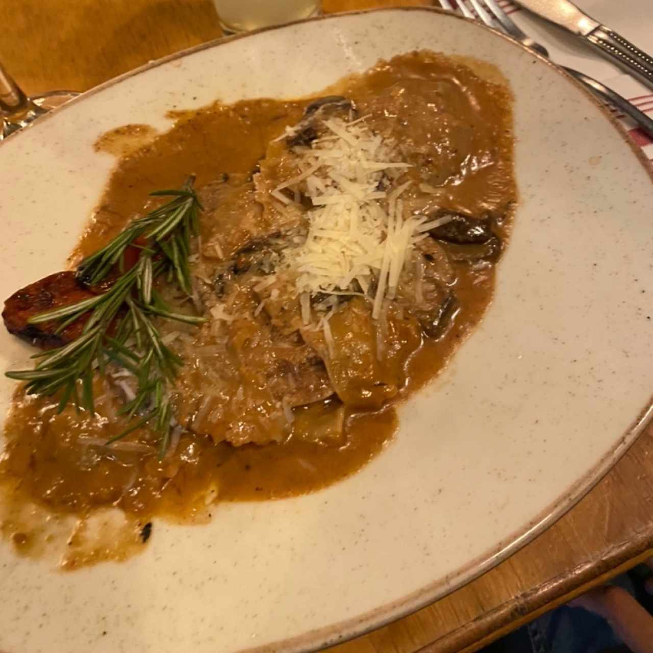 Ravioli Rabo de Toro 7/10