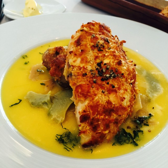 Pollo crujiente con queso parmesano 