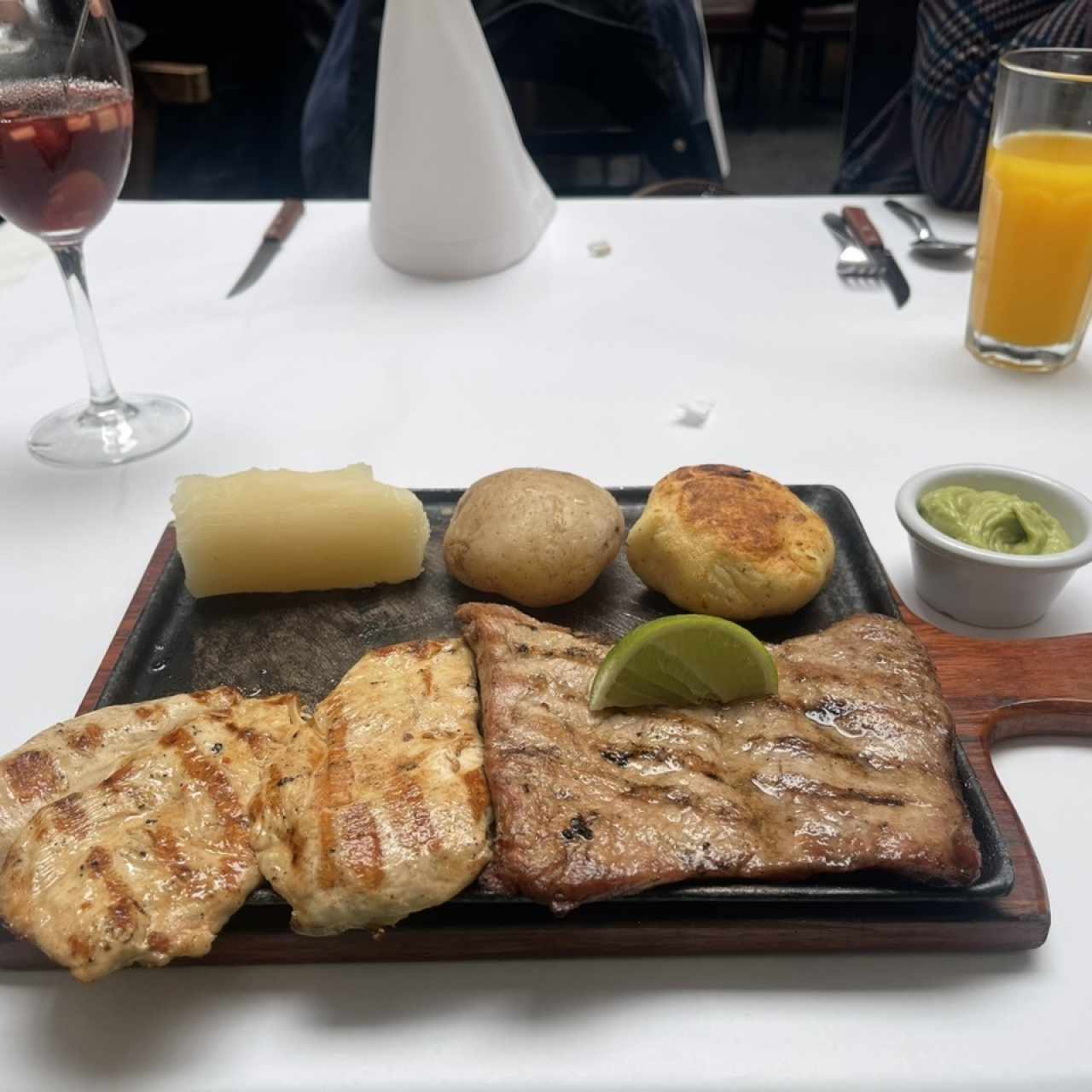 Dos carnes 