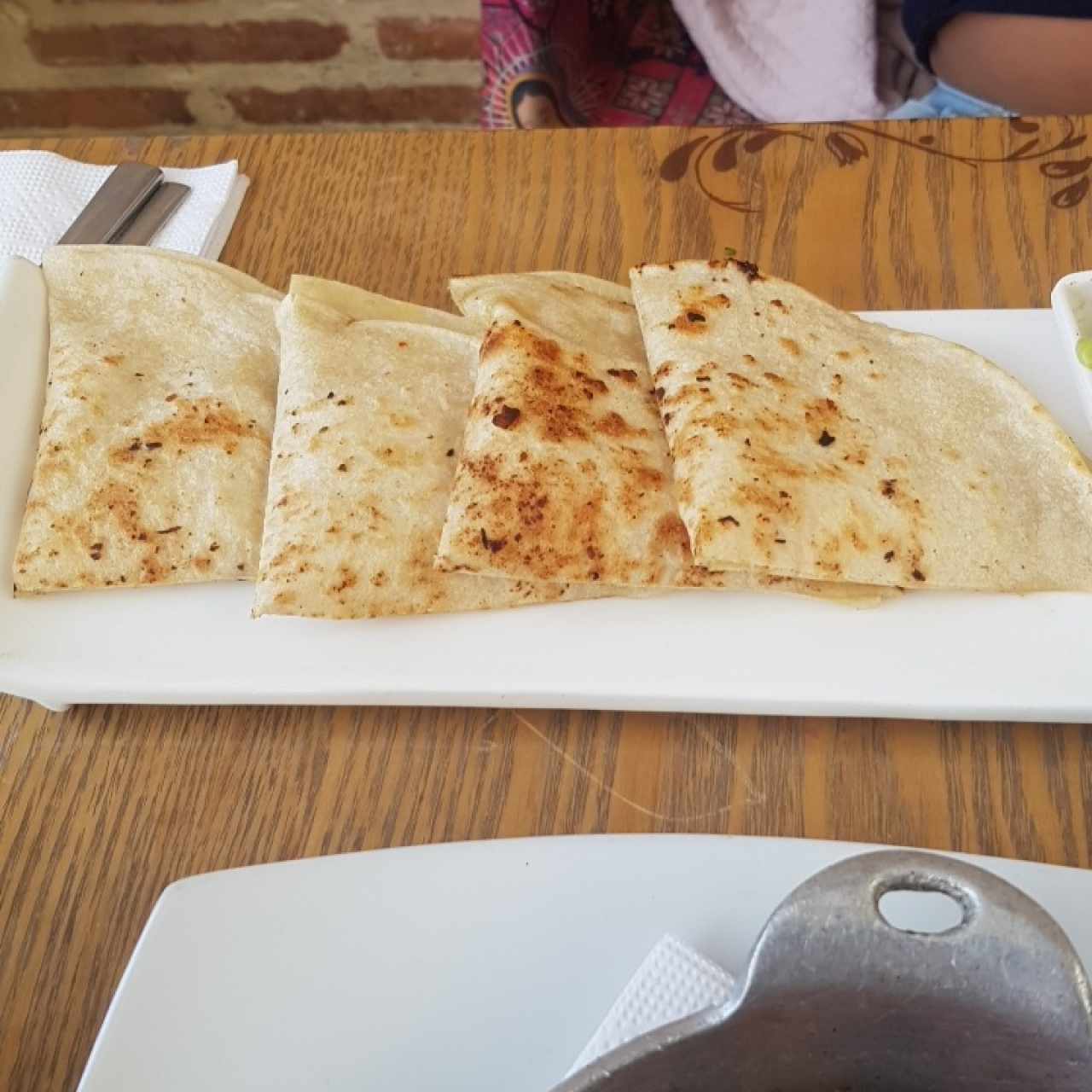 QUESADILLAS CON POLLO