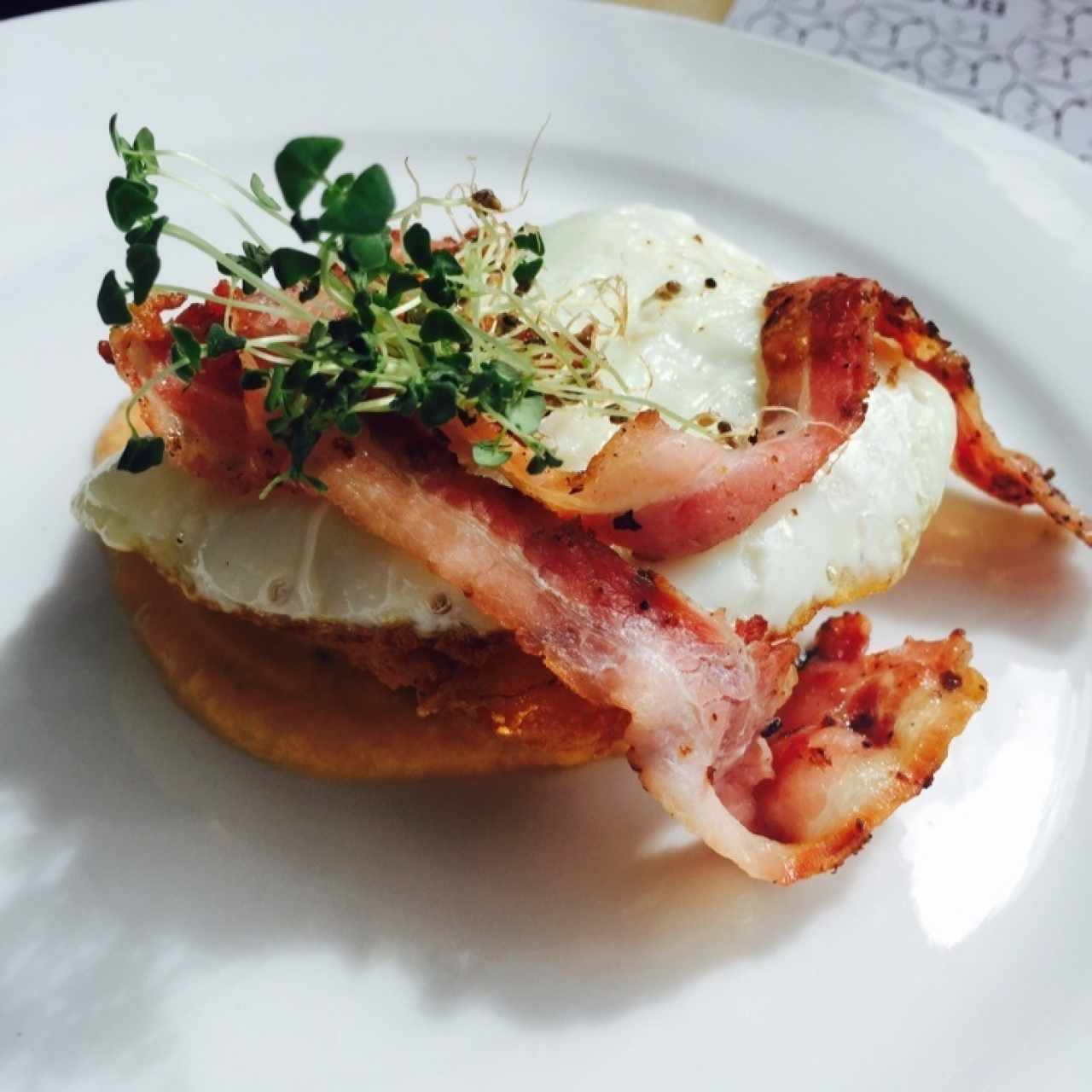 Hashbrown com huevo frito