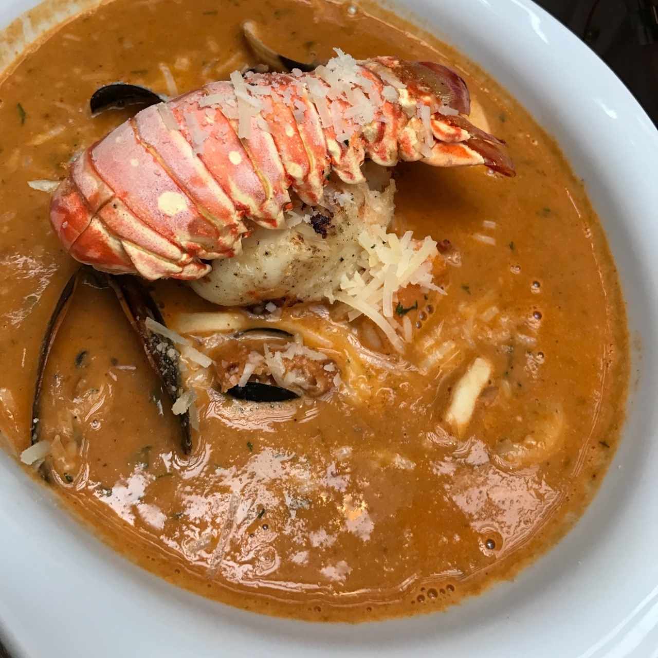 cazuela de mariscos especial