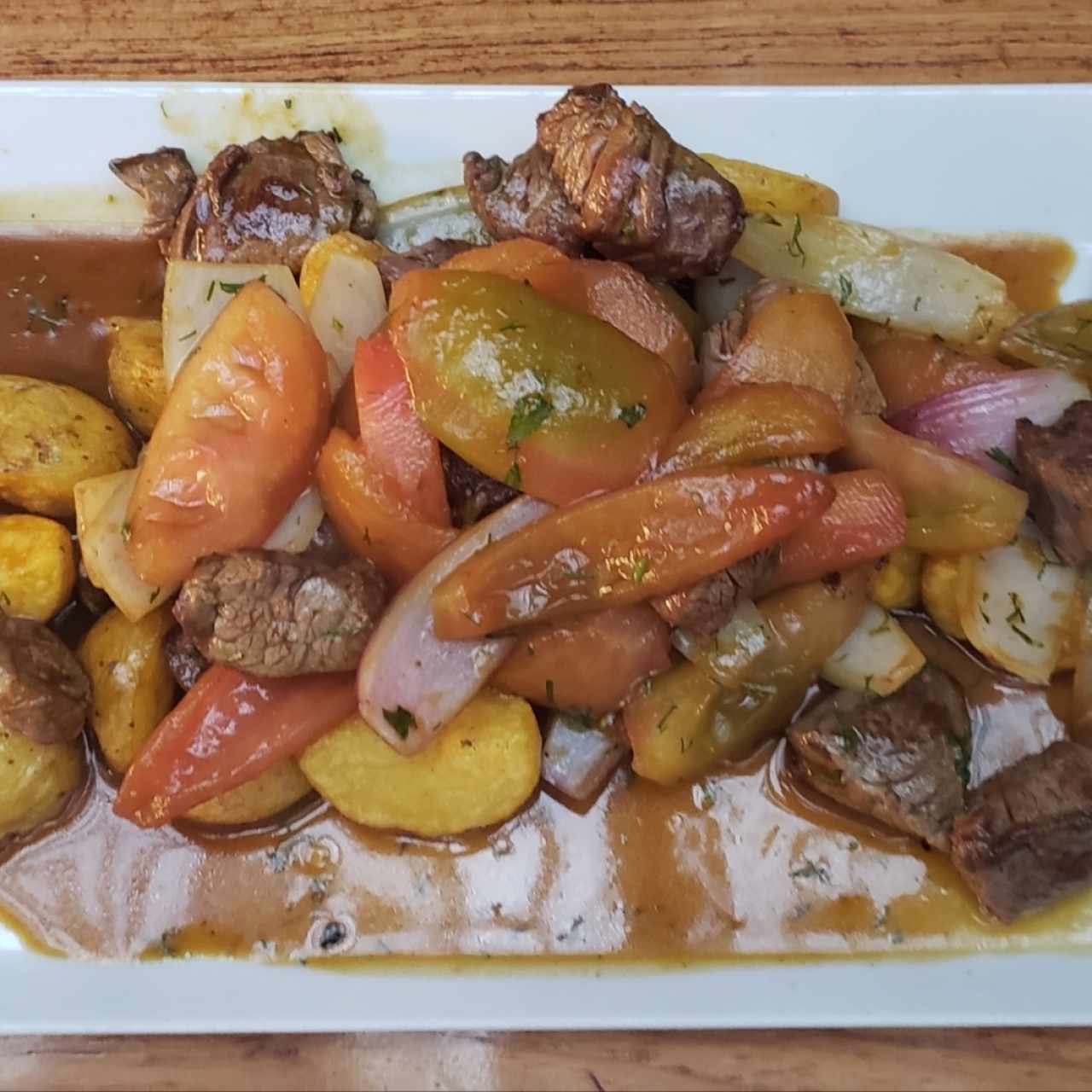 Lomo Saltado 