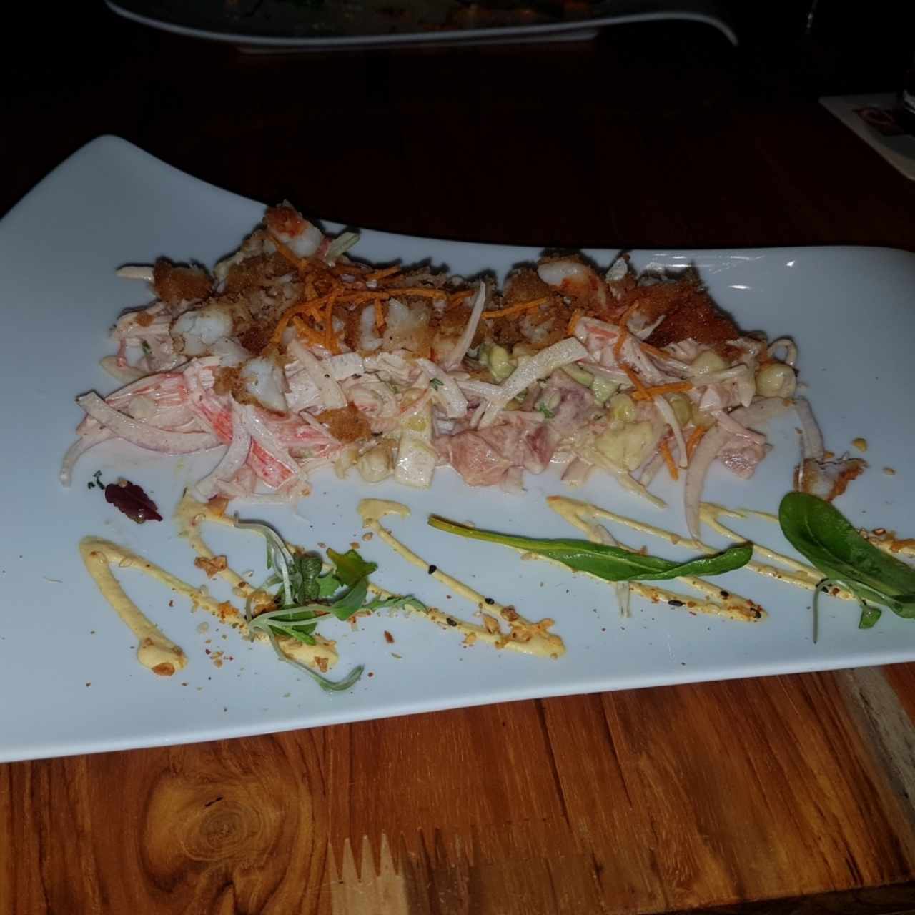 Ceviche mixto japonés