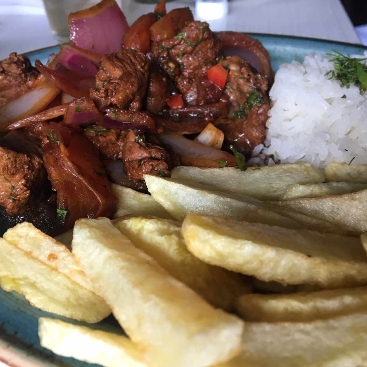 Lomo Saltado 