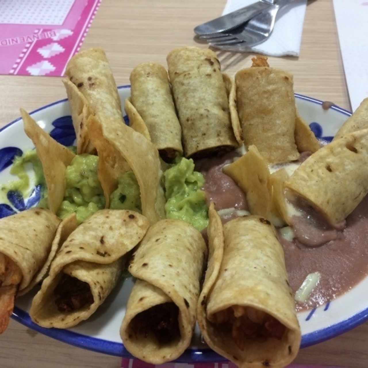 Tacos dorados 