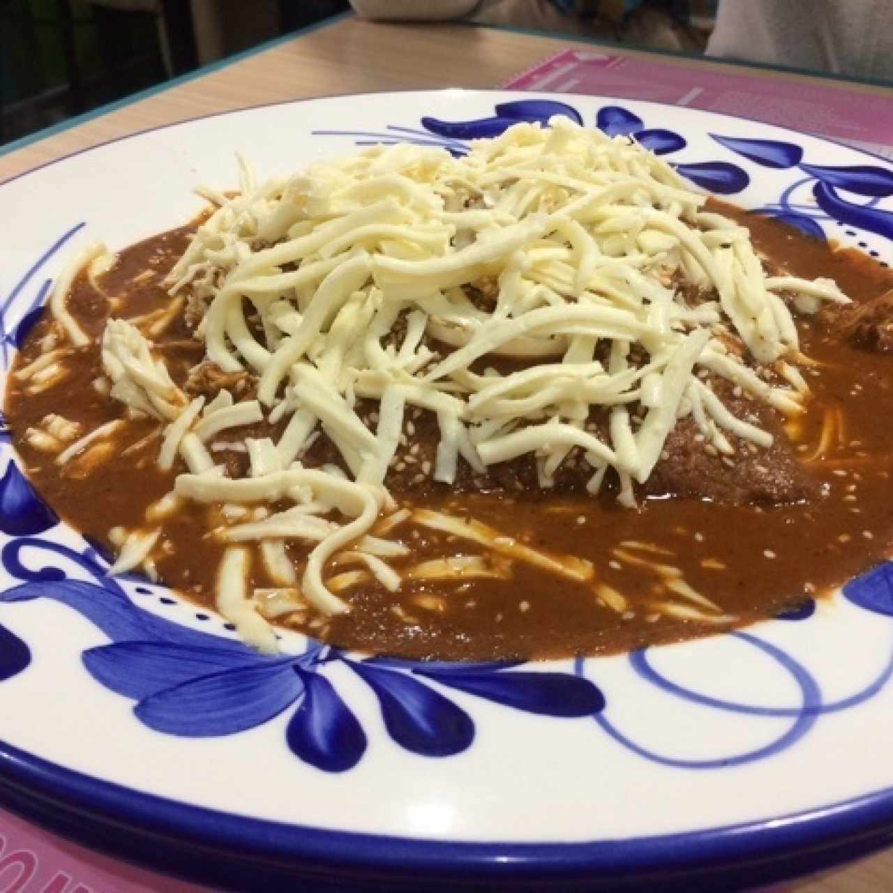 enciladas de mole poblano 