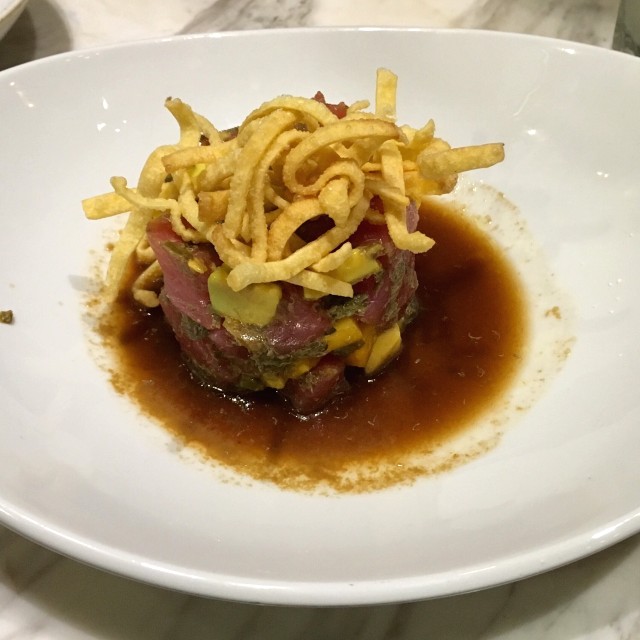 Crudo de atún