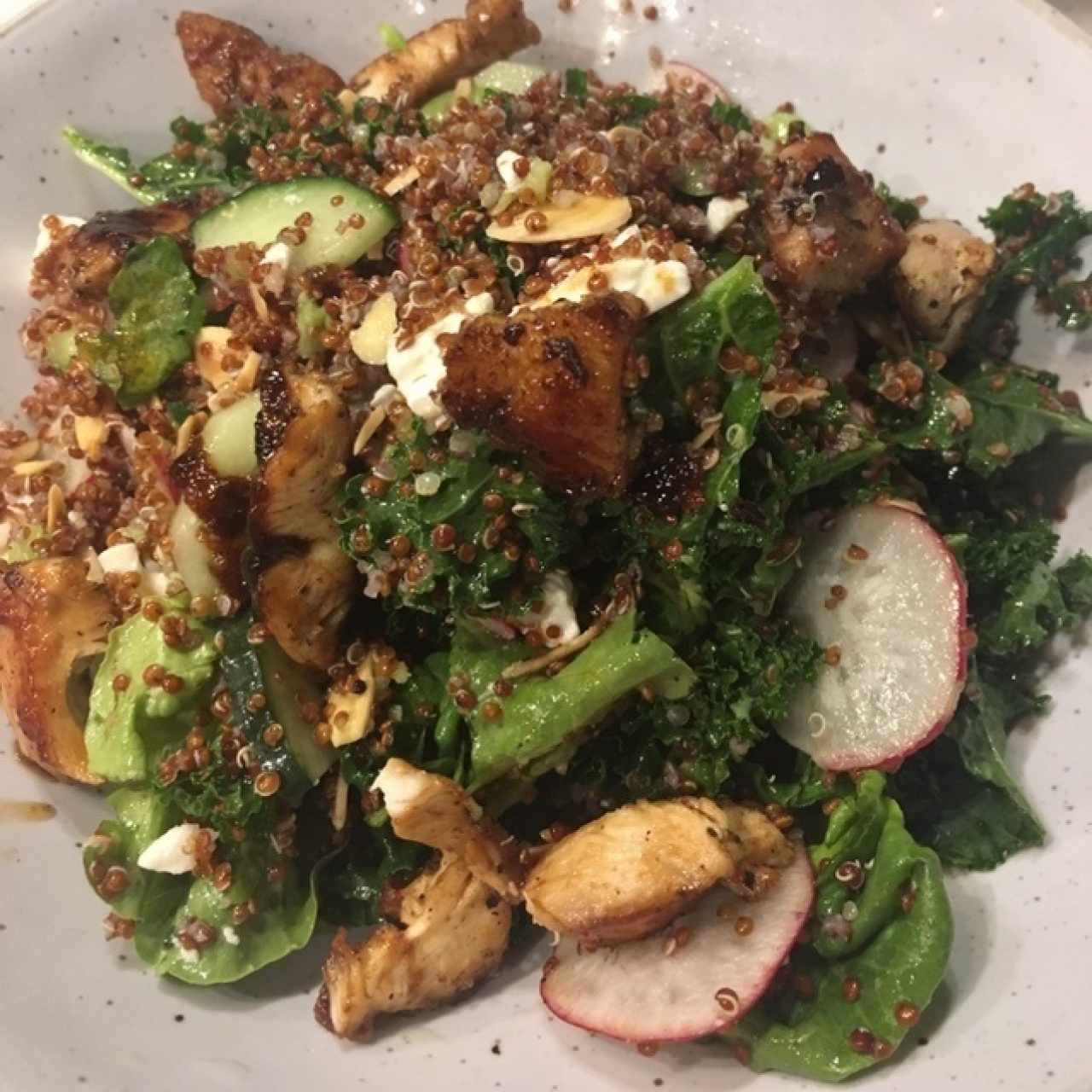 Ensalada Pollo & Kale
