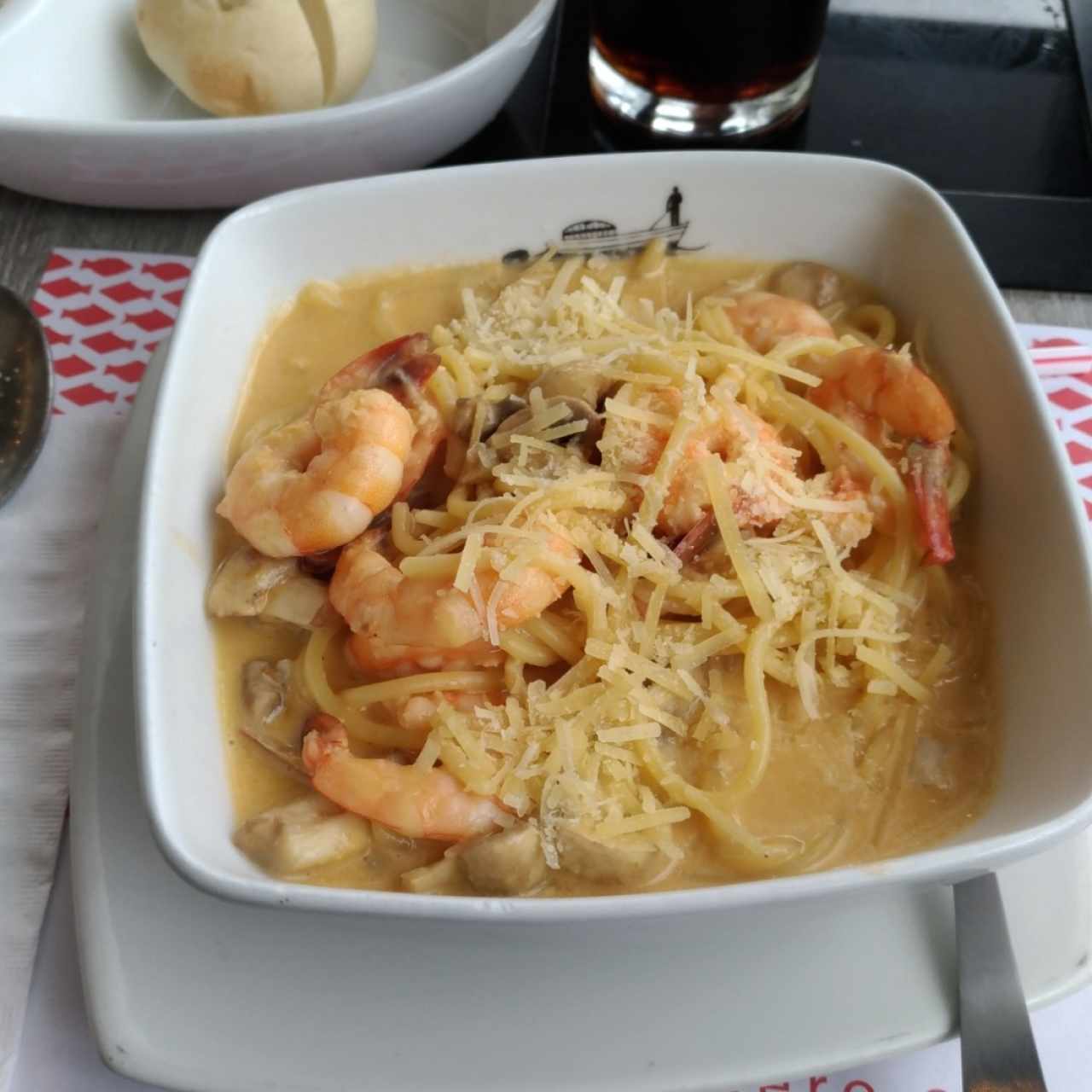 Pasta con langostinos