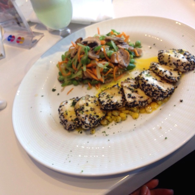 Medallones de atun en salsa de maracuya