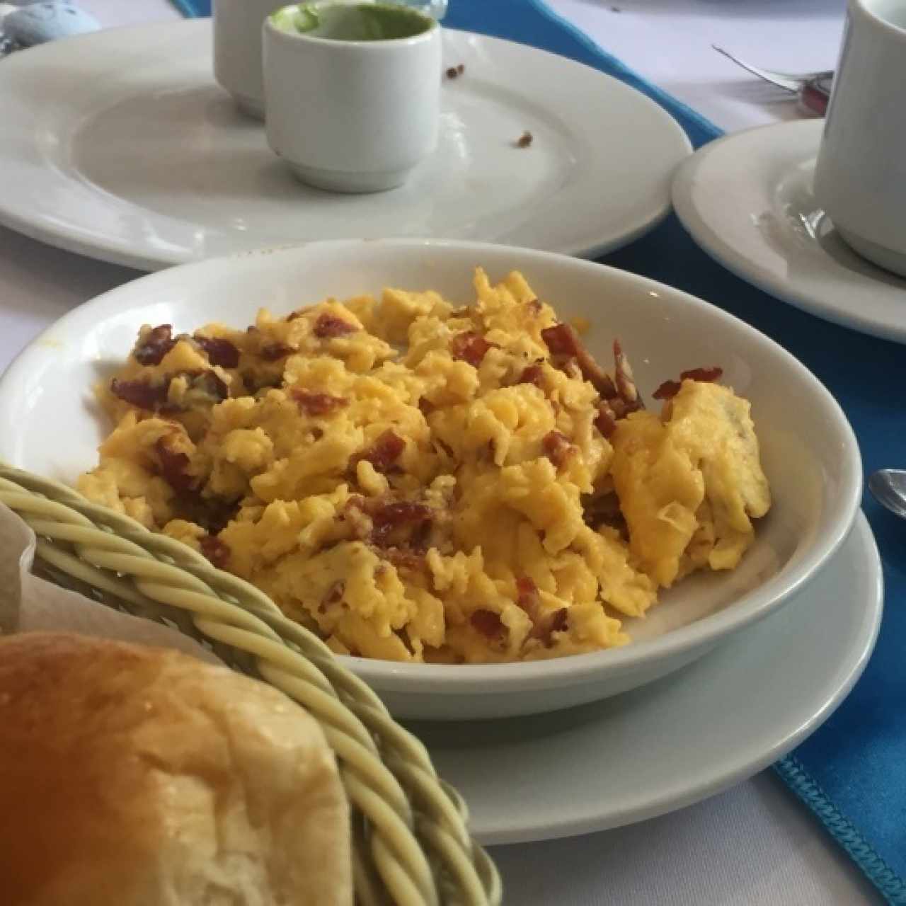 Huevos Revueltos Tocineta 