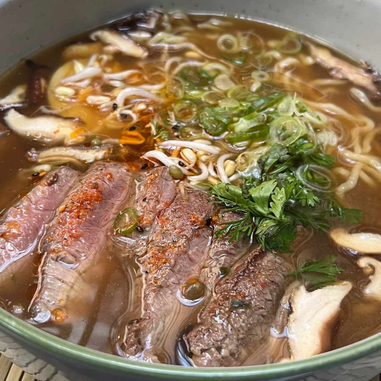 RAMEN NOODLES CO LOMO