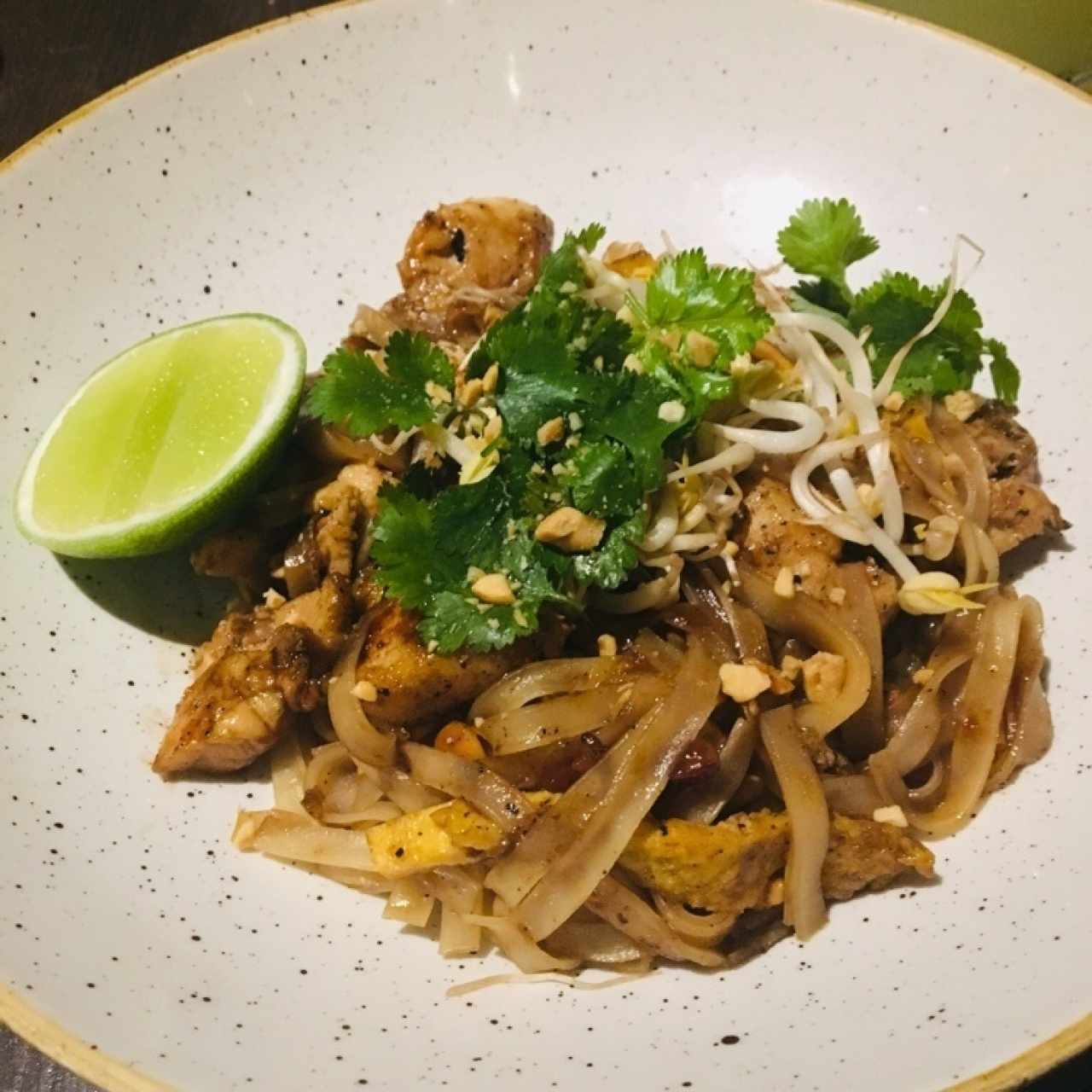 Pad Thai de pollo