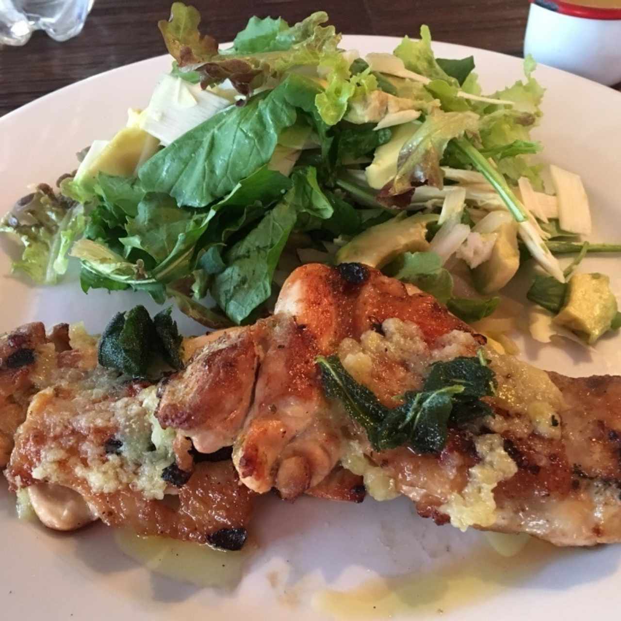 Contramuslo de pollo al limón