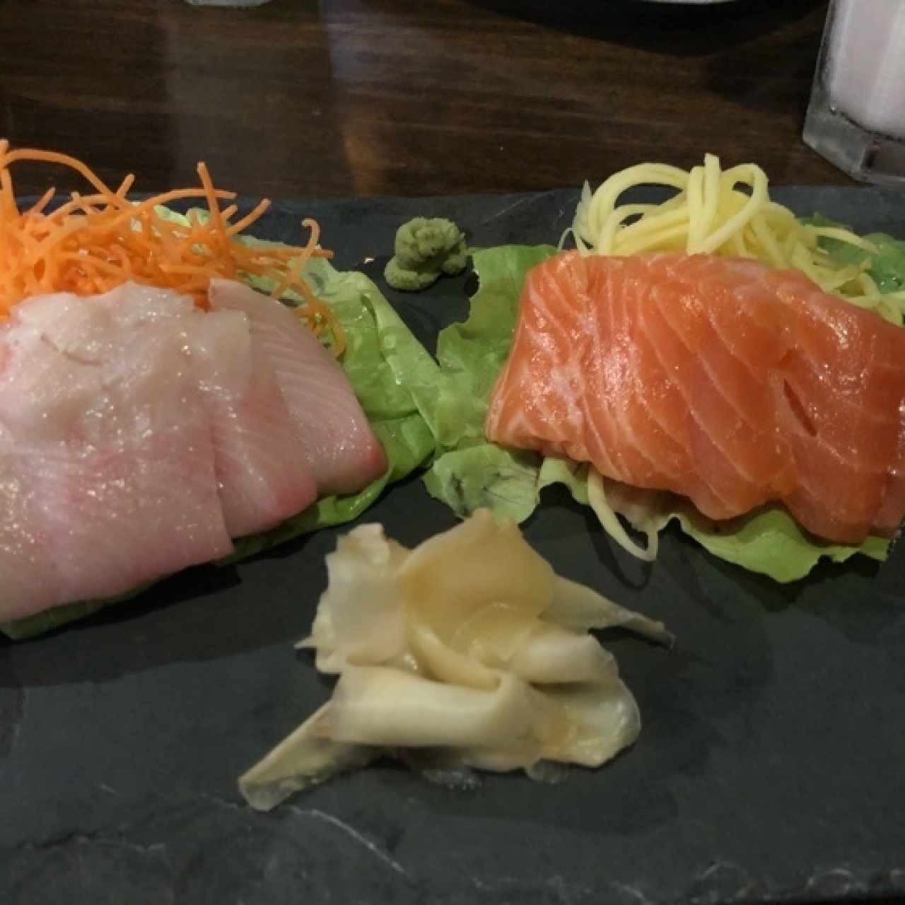 Sashimi de salmon y pargo rojo