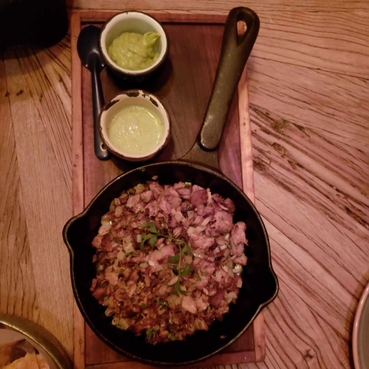 Chicharrón de atún 