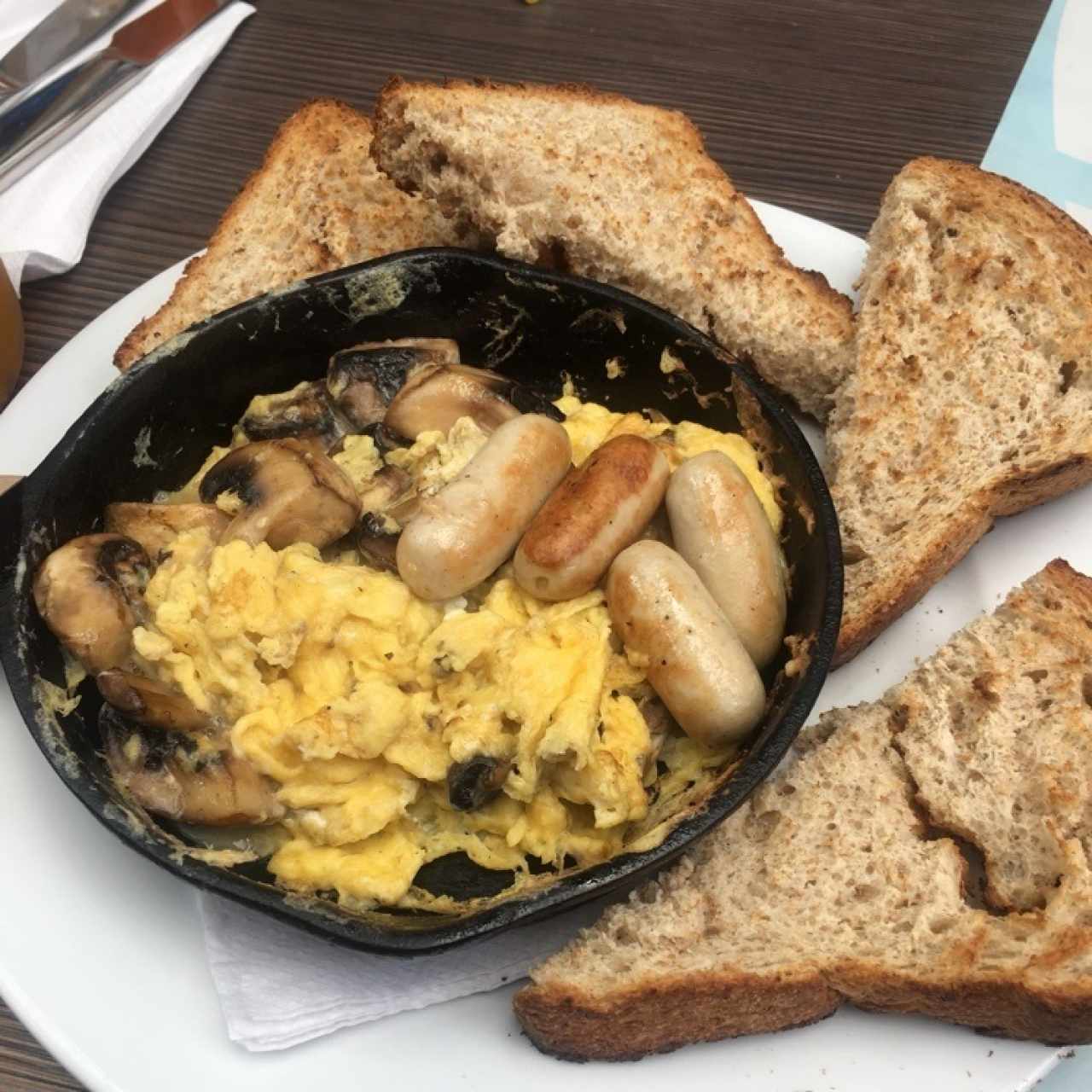 Huevos - Cristhin