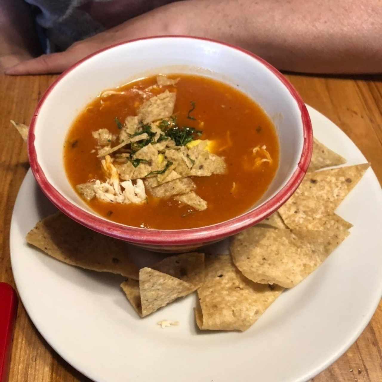 media sopa de tortilla