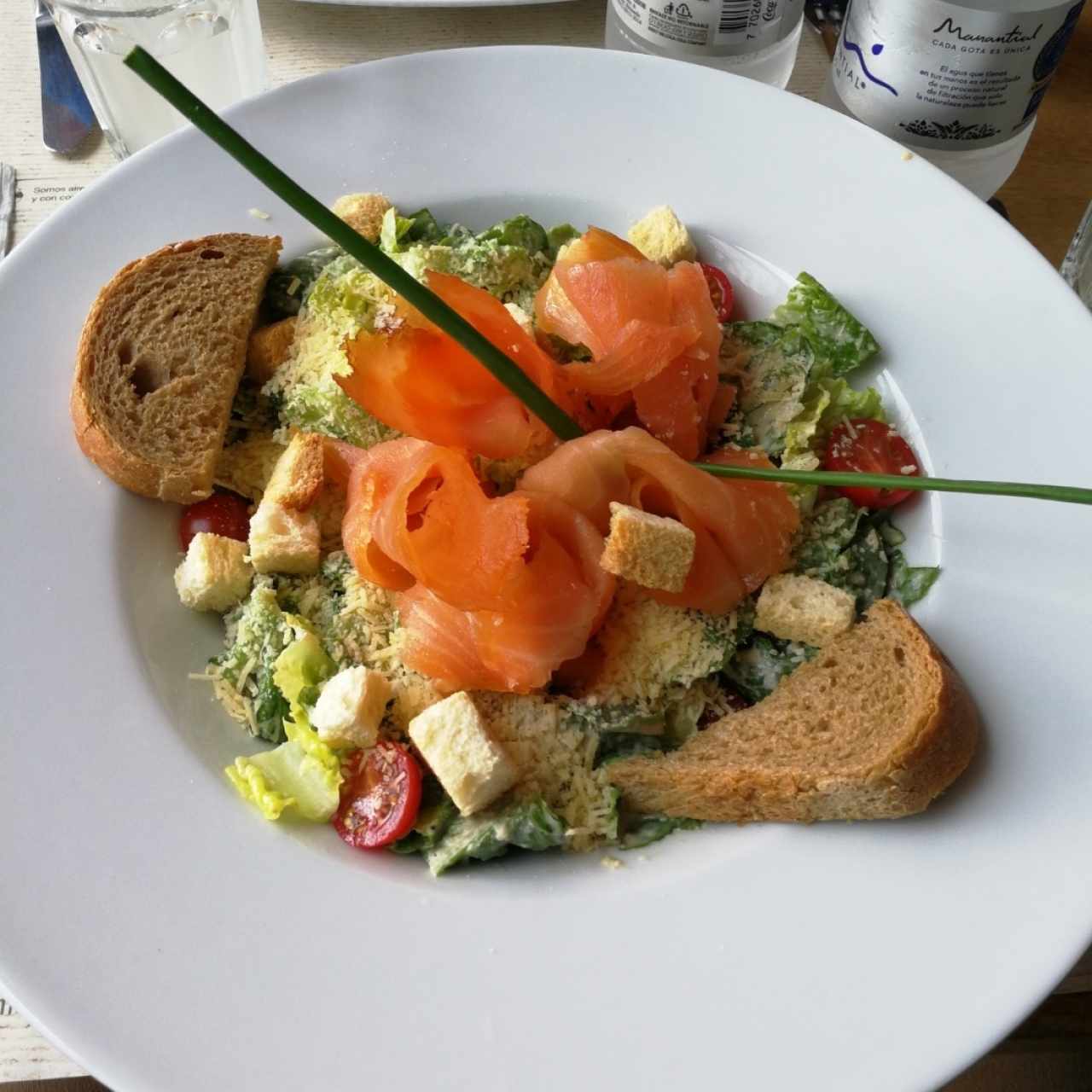 Ensalada Cesar con Salmon