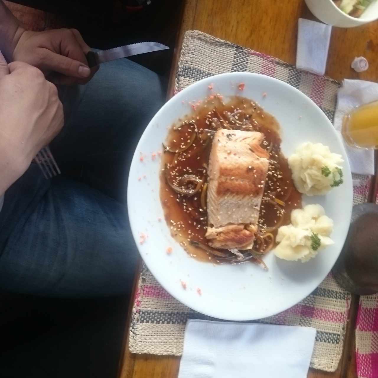 salmón en salsa teriyaki