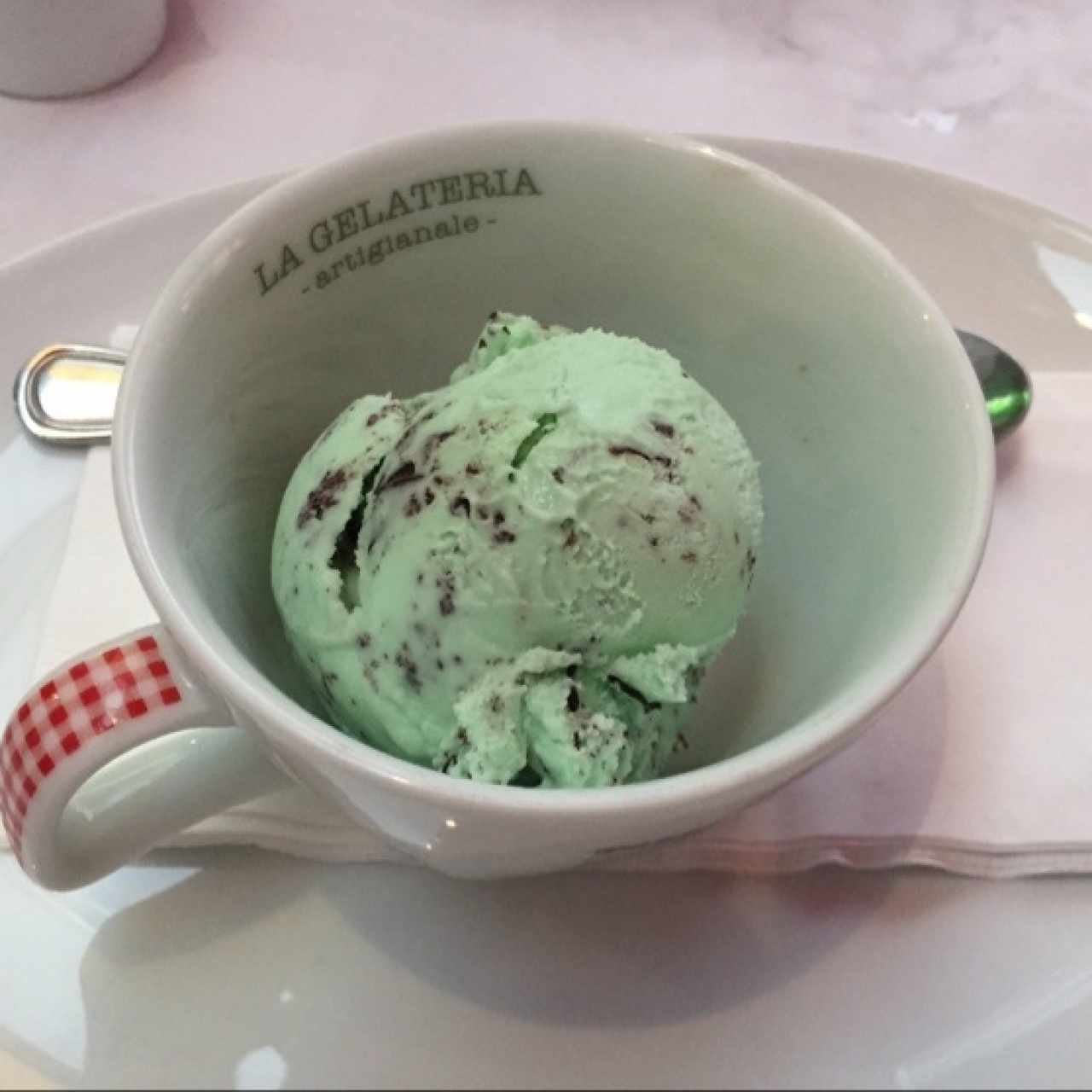 Helado de menta