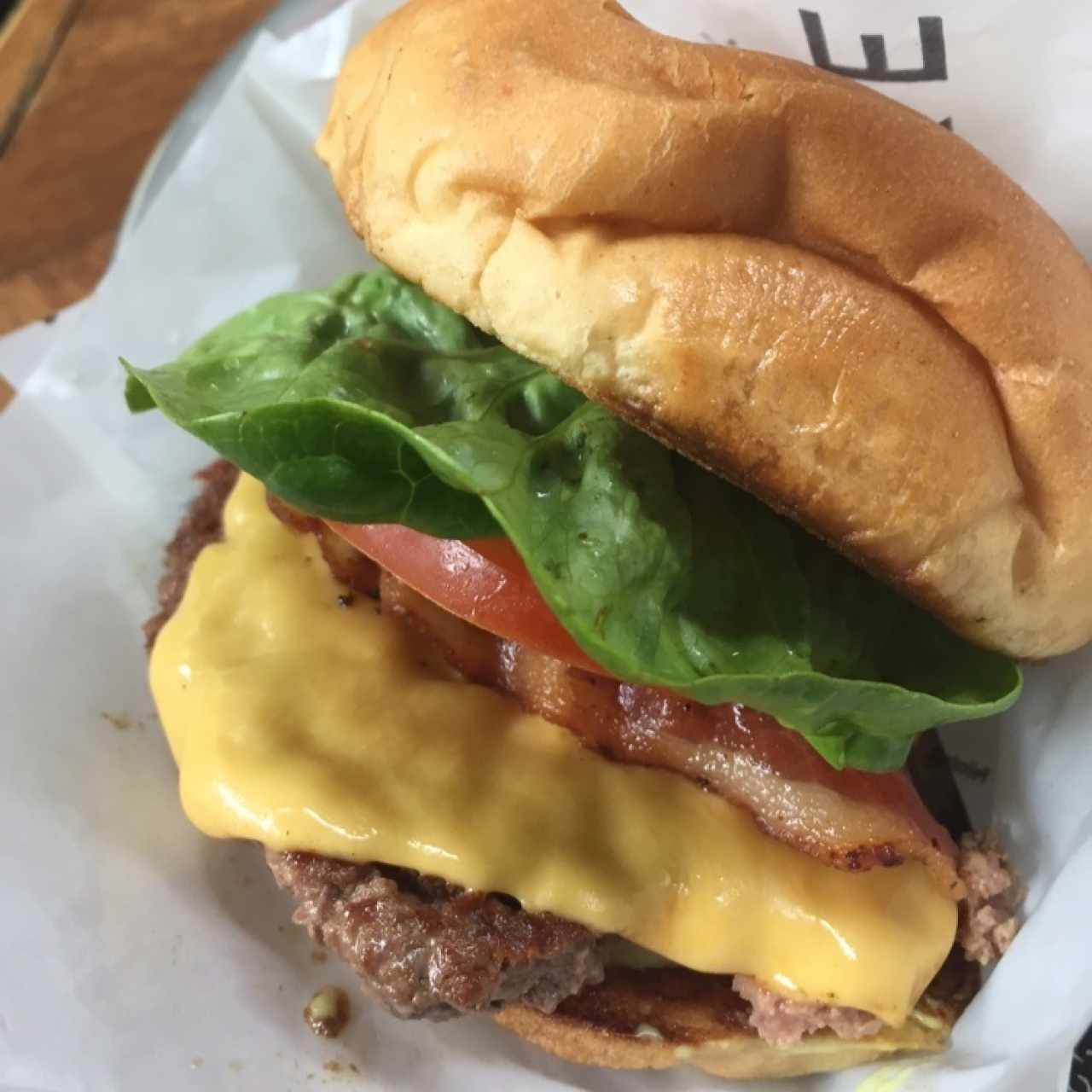 Burger Sencilla con tocineta