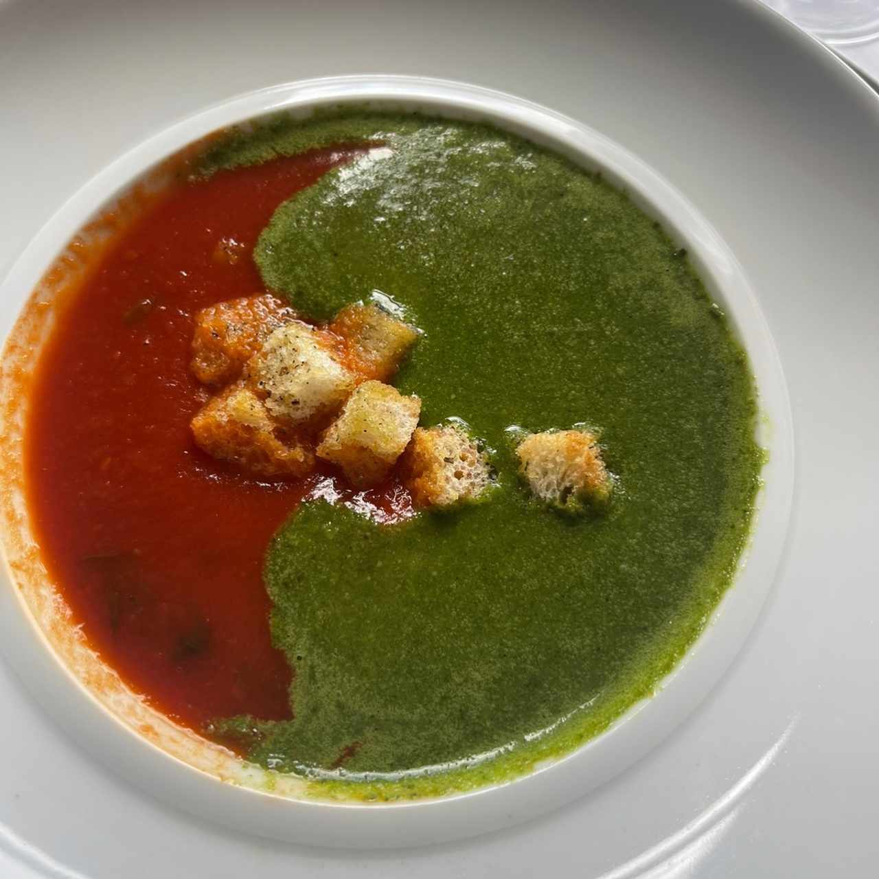 Tomate y pesto 