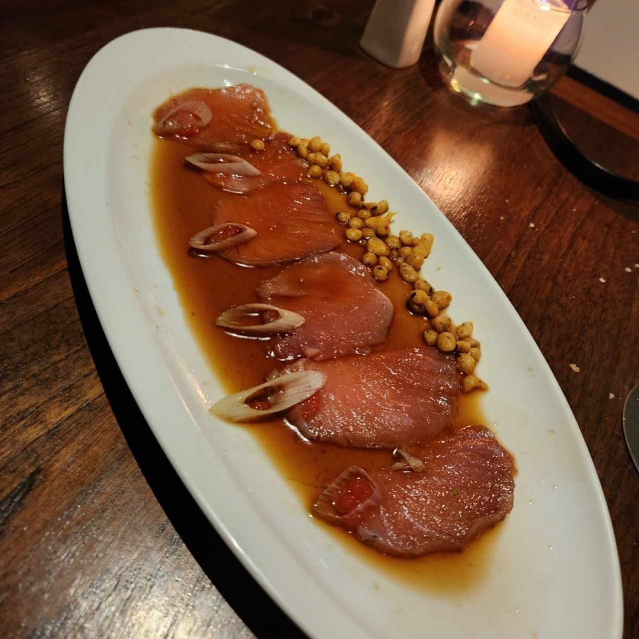 Tiradito de atún 